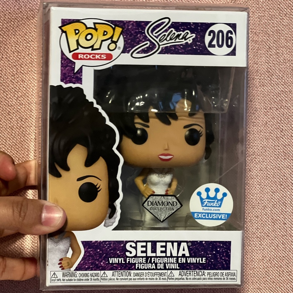 Selena Funko Pop #206 Diamond collection 💎